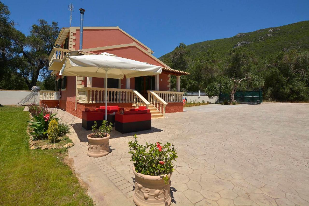 La Casa Del Sole Villa Halikounas Bagian luar foto