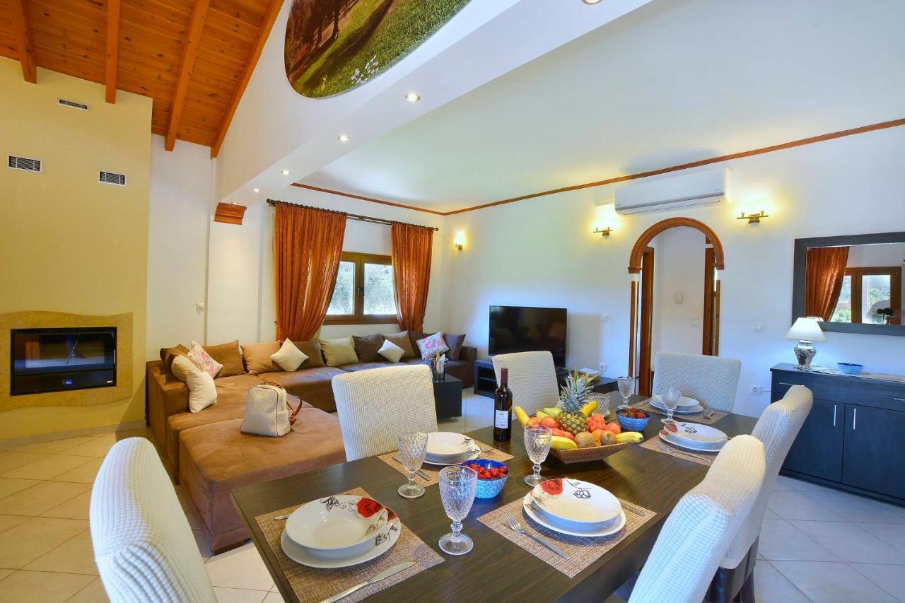La Casa Del Sole Villa Halikounas Bagian luar foto