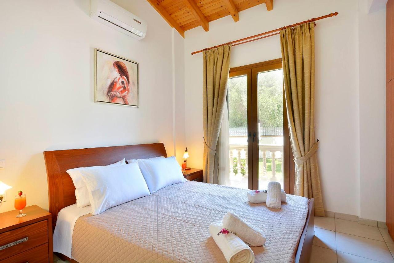La Casa Del Sole Villa Halikounas Bagian luar foto